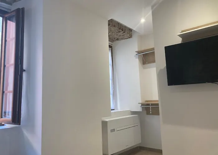 Au Coeur De La Rue Fesch D'ajaccio Apartment *